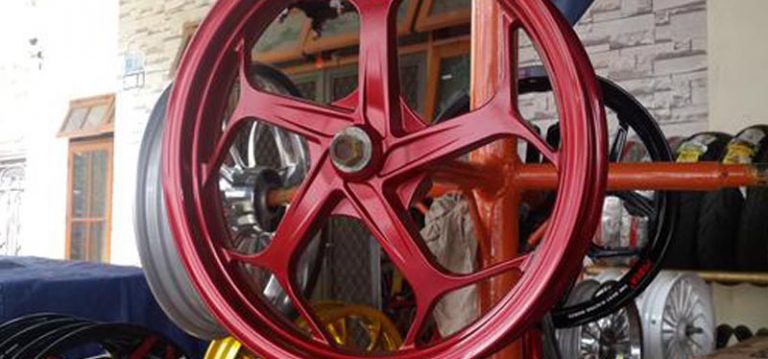 Velg Motor Warna Merah - MOTOGILA